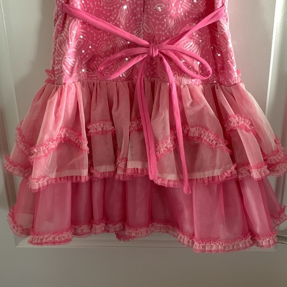 Isobella and Chloe Pink Tulle Dress - Picture 6 of 9